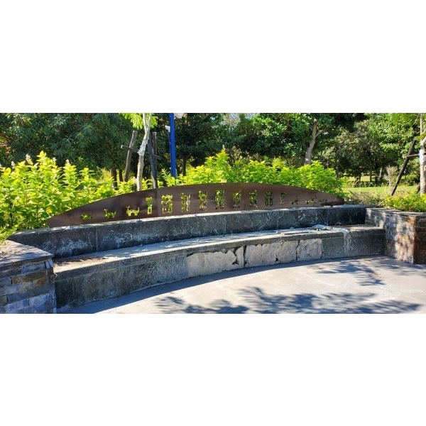 玉器圖案鏤刻鋼板-康樂站前巨石廣場與史前花園工程