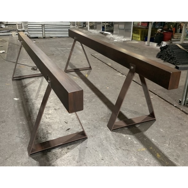 橫桿原木-桃園市政府客家事務局營運管理科