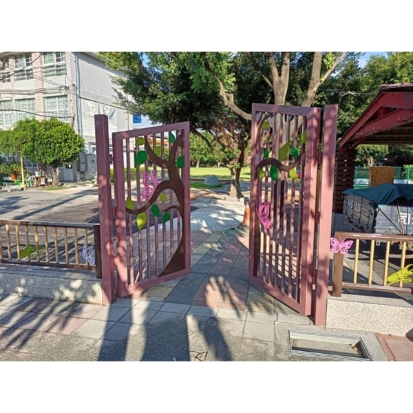 造型門-北斗鎮萬來國小及螺陽國小通學環境改善工程計畫