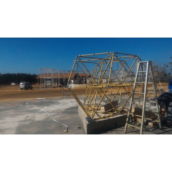 R生命之花藤蔓樹-典雅雕塑工程有限公司