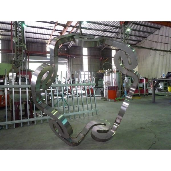 S裝置藝術-典雅雕塑工程有限公司