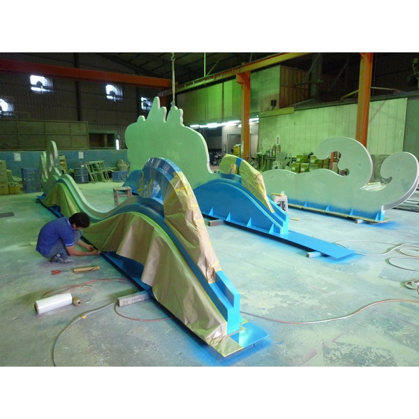 V基隆上樂社區波浪意象-典雅雕塑工程有限公司