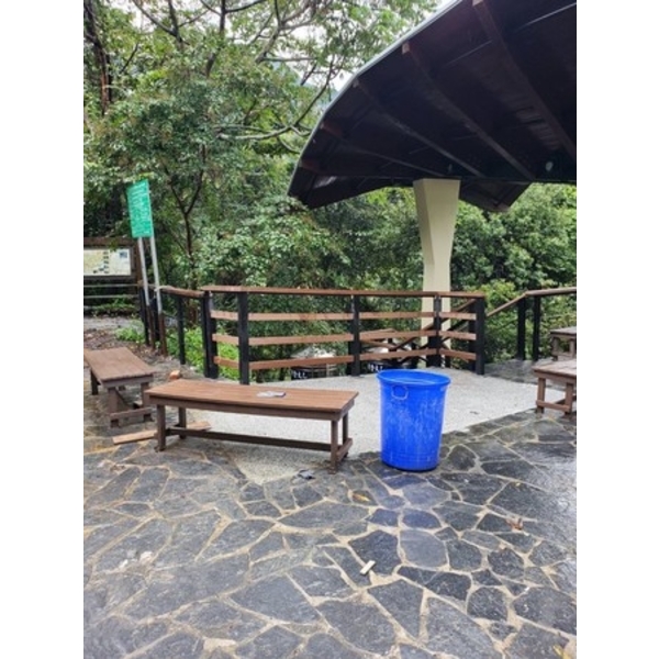 欄杆-信義鄉東埔溫泉小鎮觀光服務設施改善計畫