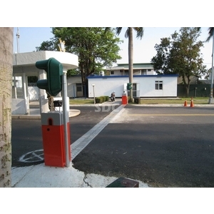 阻車柵／地虎閘