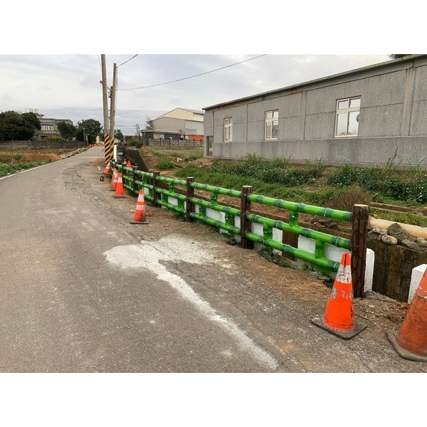 仿竹木欄杆-鴻山園藝有限公司