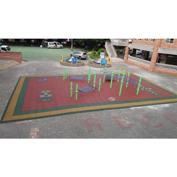 攀爬體能器材 攀爬體能器材,欣隆製網股份有限公司