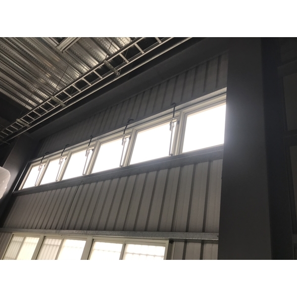 上掀排煙窗,立丞鋼鋁有限公司