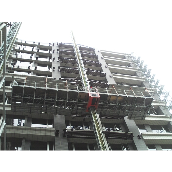 南港-新建工程.搭建平台 南港-新建工程.搭建平台-立都鷹架有限公司