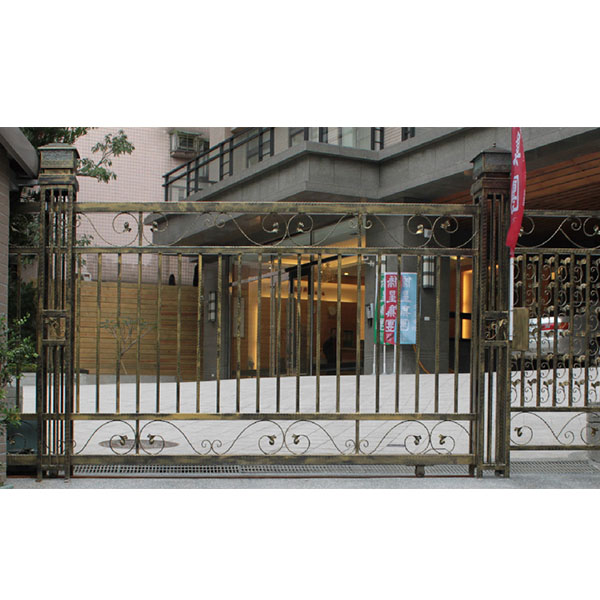 僑星典華社區電動大門,東立洲金屬建材有限公司