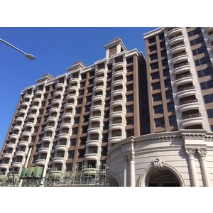 大樓仿花崗石抿石工程