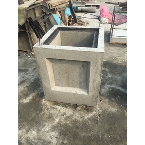 陰井,雄利有限公司