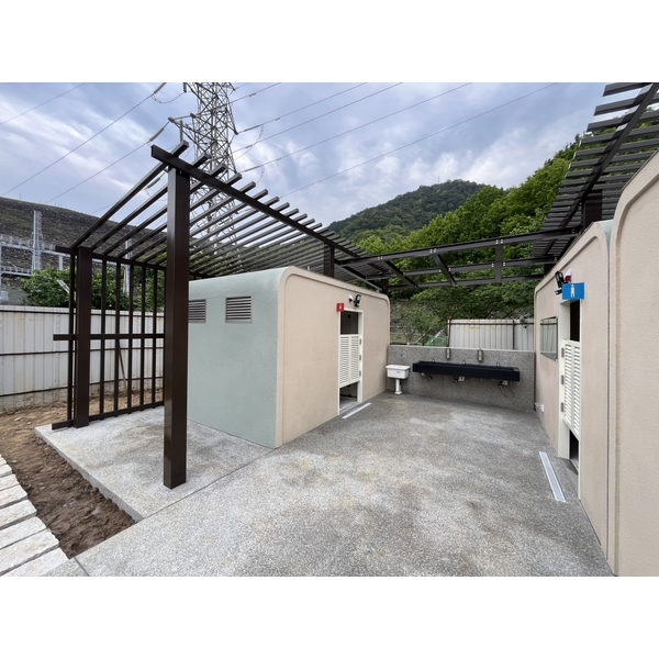 石門水庫發電廠移動式廁所建置景觀廁所-神功企業股份有限公司