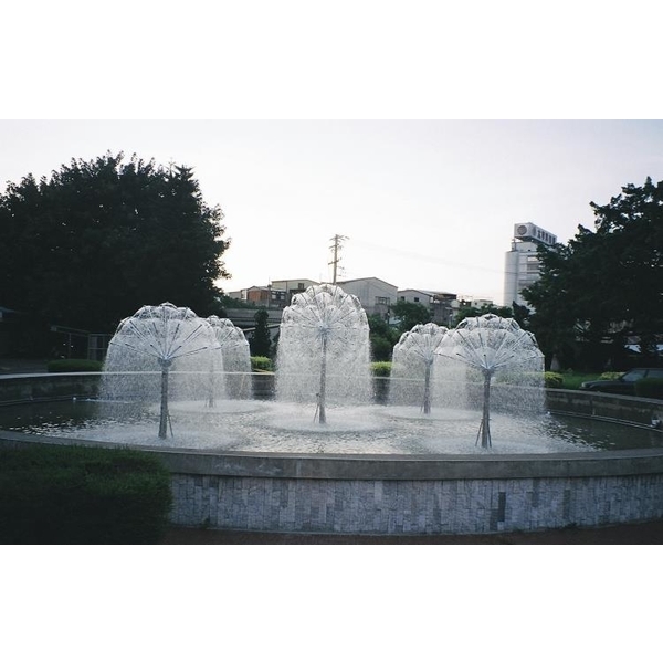 圓環噴泉,康境實業有限公司