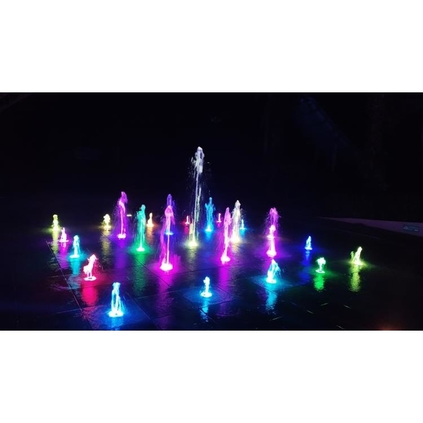 噴泉水舞秀,康境實業有限公司