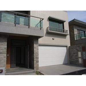 滑升門,英明捲門科技有限公司