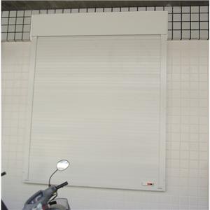 捲窗(全關) , 英明捲門科技有限公司