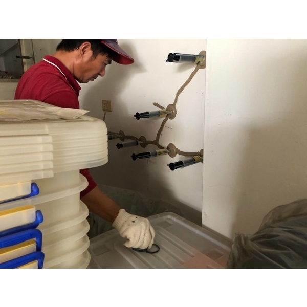 裂縫EPOXY低壓灌柱補強 裂縫EPOXY低壓灌柱補強-詮台防水工程有限公司
