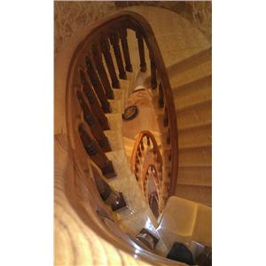 高難度特殊藝術彎梯扶手,樺樹實業社