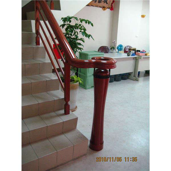 樓梯扶手