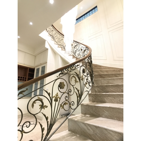 鍛造藝術樓梯扶手