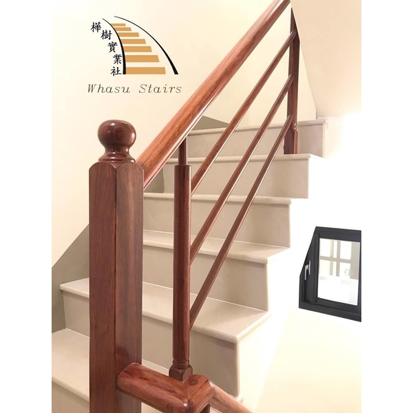 樓梯扶手