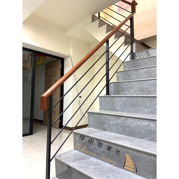 日式鐵件木扶手