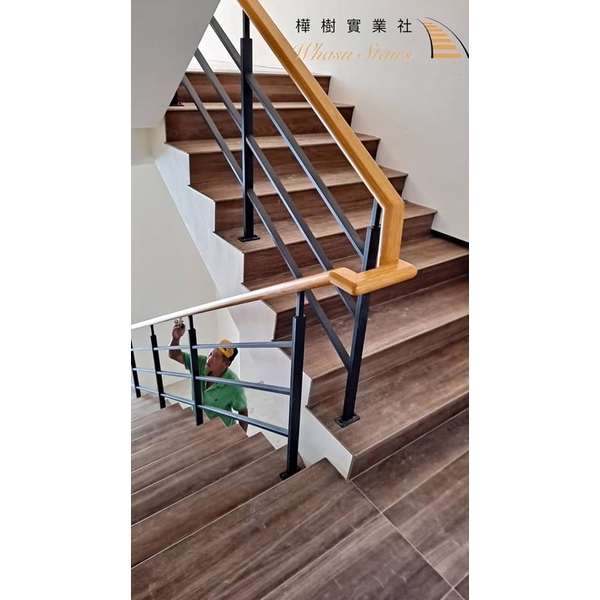 日式鐵件科技木扶手