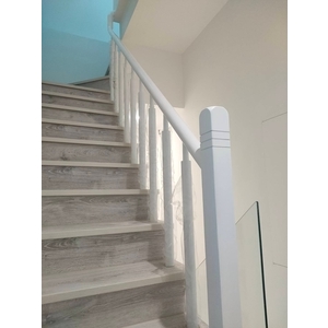 櫸木扶手,凱威聯合工程有限公司