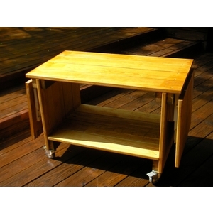 移動木桌 , 凱威聯合工程有限公司