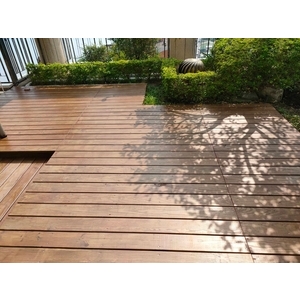 地板 , 凱威聯合工程有限公司