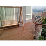 櫸木地板與鞦韆+扶手 - 凱威聯合工程有限公司