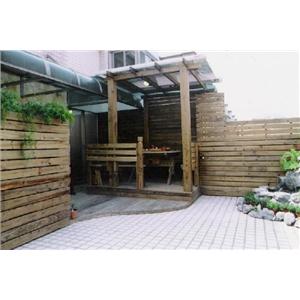 南方松花架圍籬