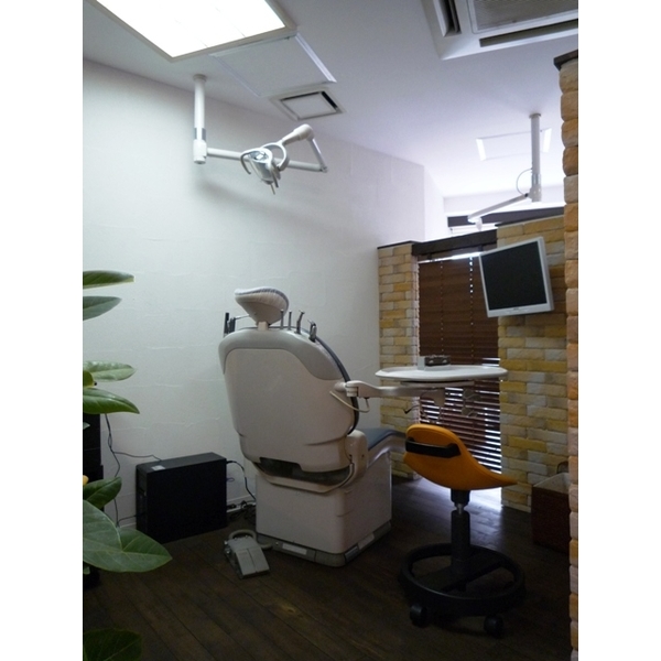 日本-牙齒矯正診室