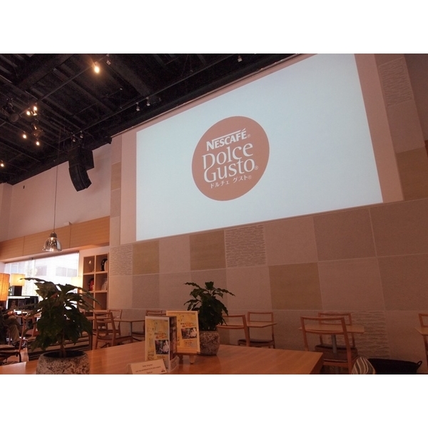 日本-Caf＆eacute; NESCAFE