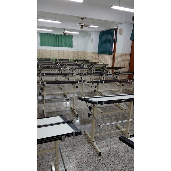 製圖教室T_1090918_2-固迪欣儀器有限公司