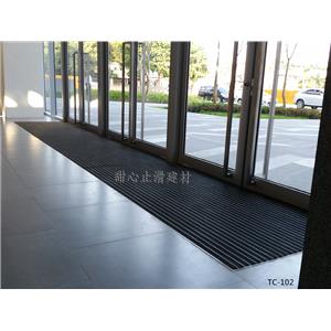 高雄美國學校(TC-102)