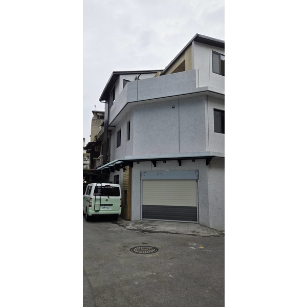多彩崗石漆-萬華住宅外牆工程(2024年12月)-晟冠實業股份有限公司