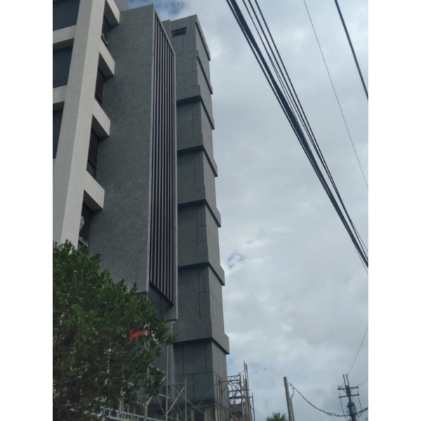 多彩崗石漆 - 八德住宅大樓(2020年12月)