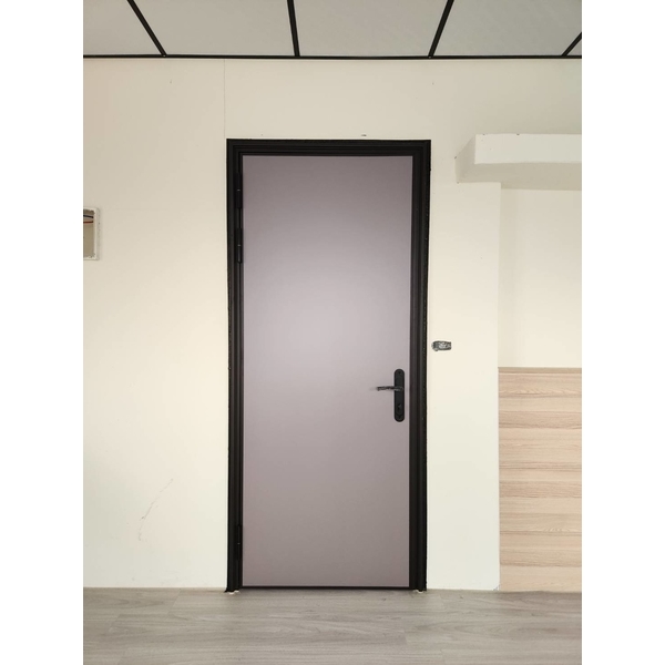 房間門 – 環保裝飾面板