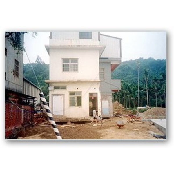 苗栗縣公館鄉尖山村房屋轉向遷移