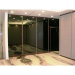 大龍蝦魚翅餐廳 (走道面均加裝墨色強化玻璃) - 蘭滋達企業有限公司