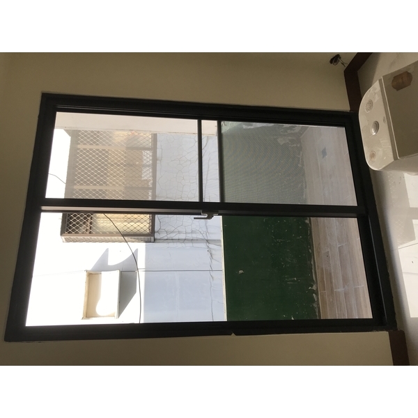 鋁門窗-長虹鋁業行