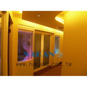 海倫仙度斯戶外新品發表會/夢幻水舞牆/氣泡牆/弧線造型/數位水幕牆/水燈柱商品