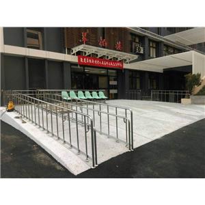 殘障扶手及造型雨遮-元強營造