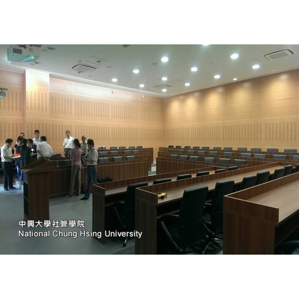 木紋沖孔矽酸鈣板-中興大學設管學院