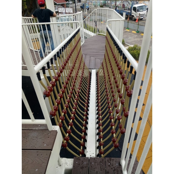 欄杆編織網 欄杆編織網,啟思工業有限公司