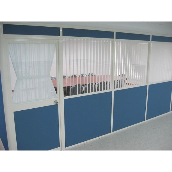 布面中玻隔間,優力特裝潢工程有限公司