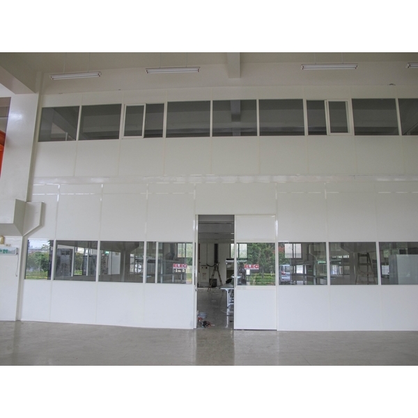 中玻美耐板面組合隔間01-優力特裝潢工程有限公司