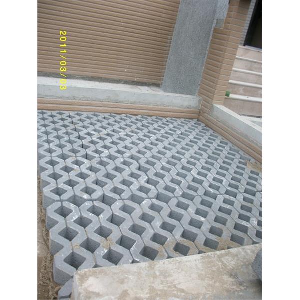 植草磚完工圖,再興水泥製品有限公司