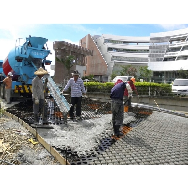 場鑄植草地坪施工,中華昇揚有限公司